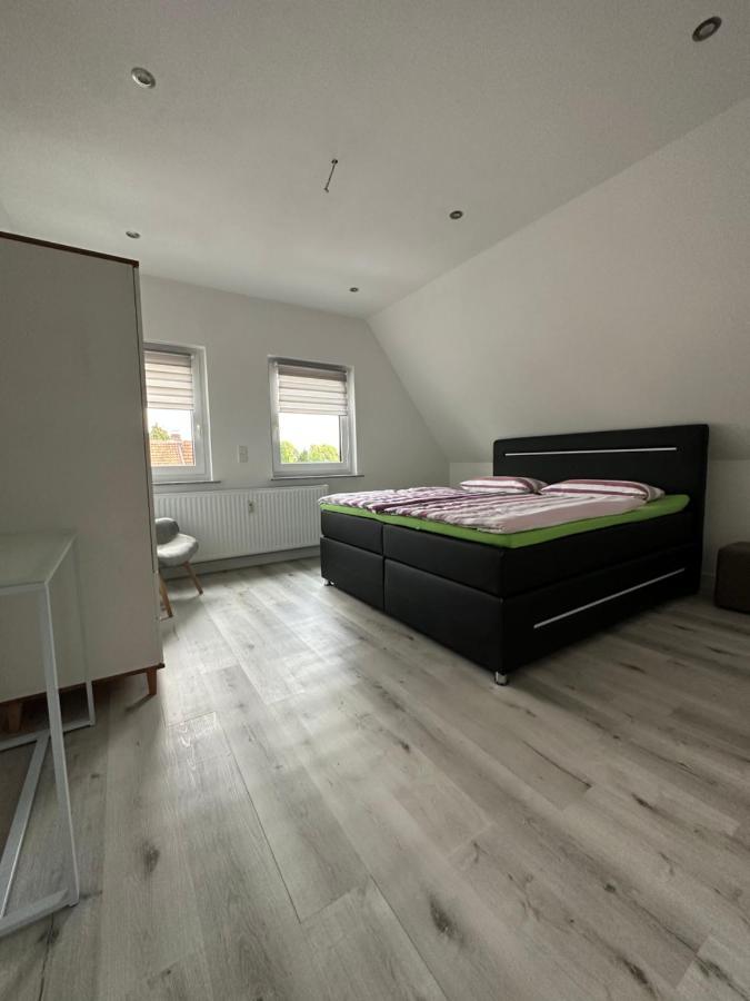 Gemuetlich Wohnen In Brake Apartment Bielefeld Exterior photo