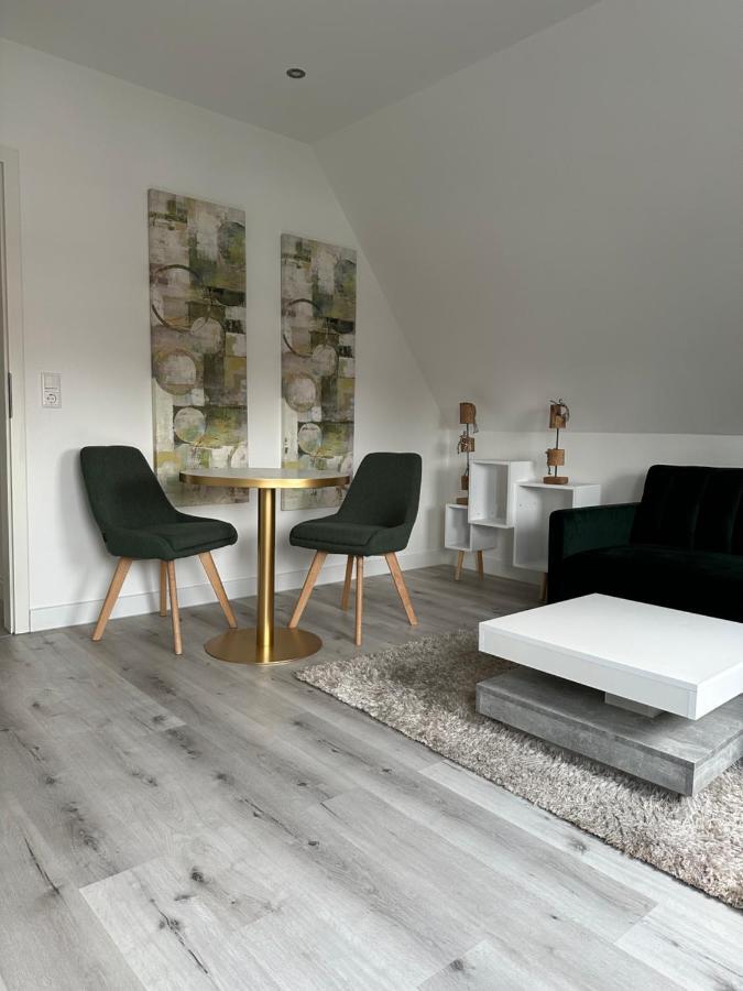 Gemuetlich Wohnen In Brake Apartment Bielefeld Exterior photo